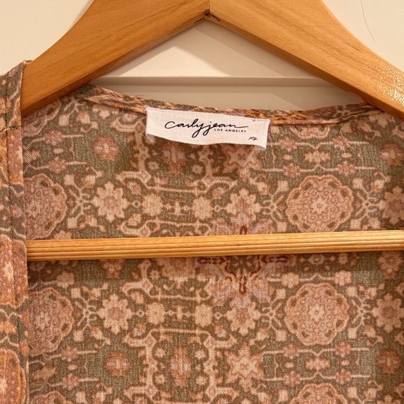 OG Carly Jean Los Angeles Patterned Kimono - Picture 3 of 3
